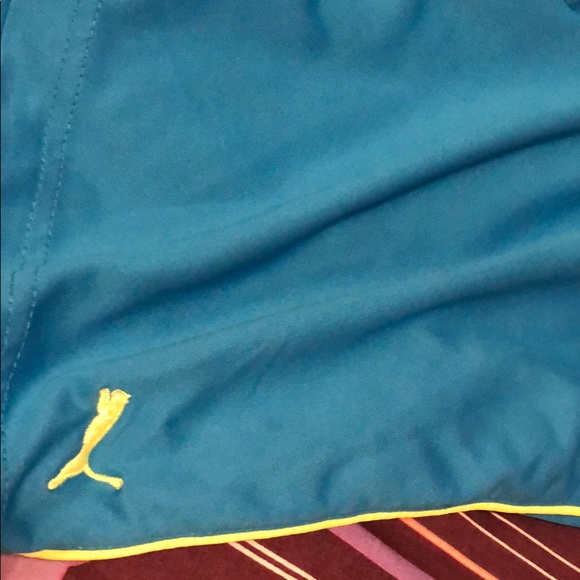 Puma loose fit shorts boys medium - Picture 2 of 5